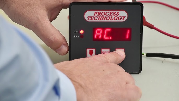 PROCESS TECHNOLOGY DQ15D TEMP CONTROLLER